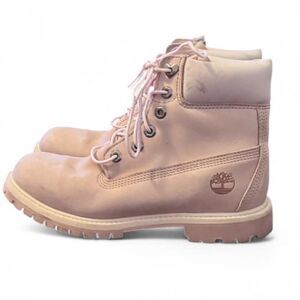 Timberland 6” Premium Waterproof Boots Pink Love Heart Women’s 8 Nubuck